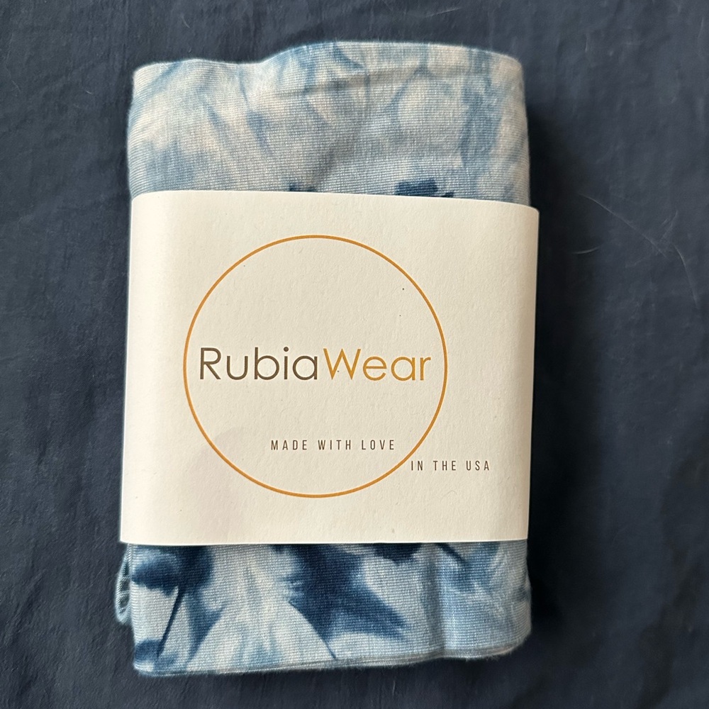 NWT RubiaWear Legwarmers